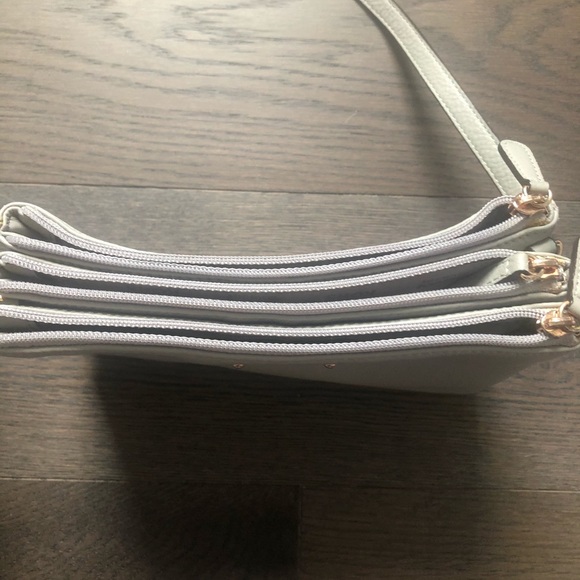 Michael Kors Crossbody in Gray & Rose Gold - Picture 3 of 6